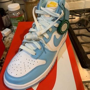 Nike Blue Chill dunk high, verified, 6M/7.5W.